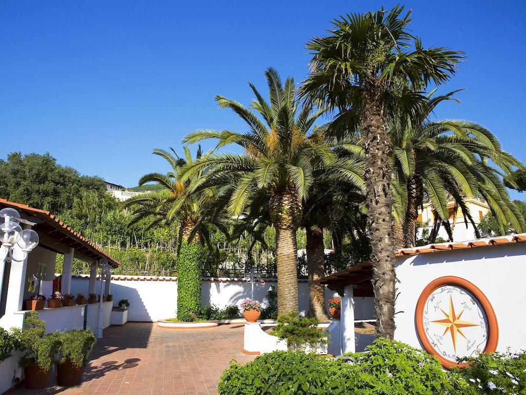 Hotel Terme Park Imperial Forio di Ischia エクステリア 写真
