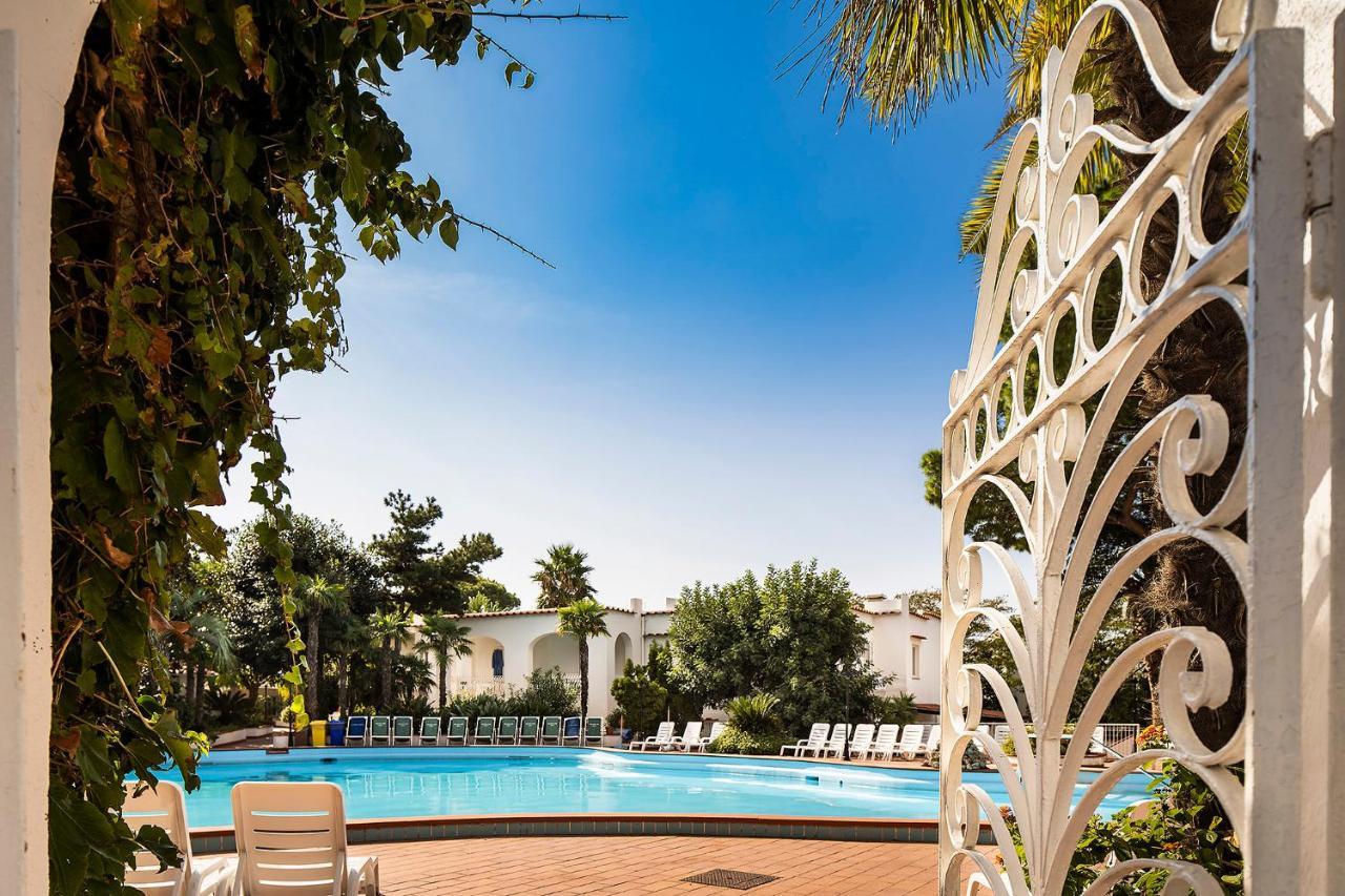 Hotel Terme Park Imperial Forio di Ischia エクステリア 写真
