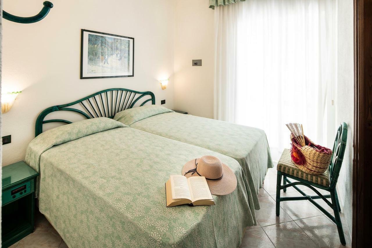 Hotel Terme Park Imperial Forio di Ischia エクステリア 写真